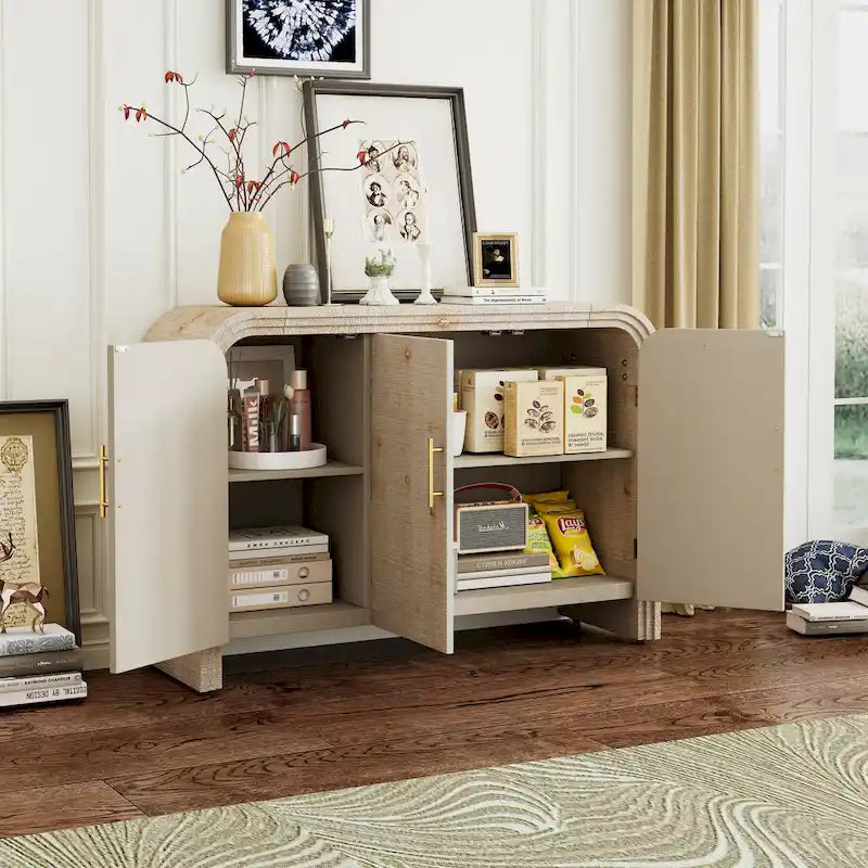 Retro minimalistisches geschwungenes Sideboard mit goldenen Griffen