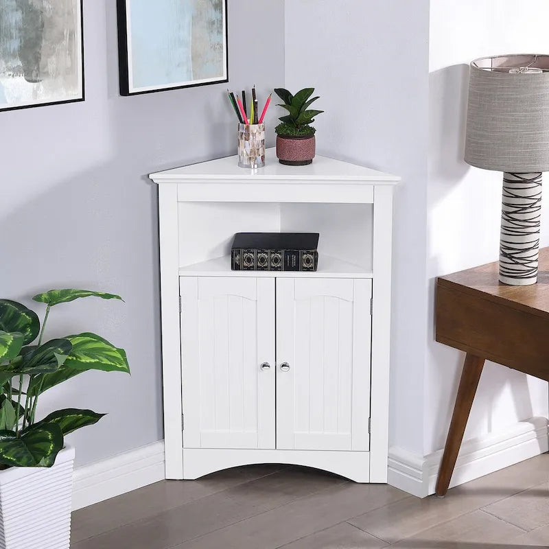 Freistehender Eckschrank mit Türen und Regalen