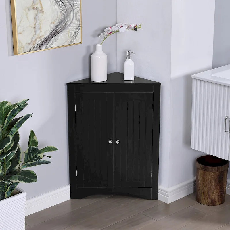 Freistehender Eckschrank mit Türen und Regalen