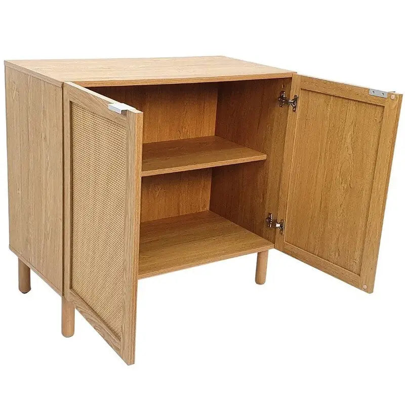 Brauner 2-türiger Schrank mit Rattaneinsätzen